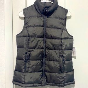 NWT Indigo Saints Dark Gray Puffer Vest |Size Small
